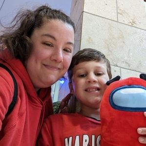 Meet your Posher, Sara